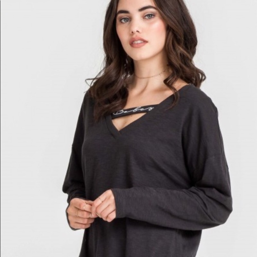 NWT NEVER WORN Charcoal “Babes”  Cut Out Top